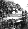 Canadai ment jeep. Caen 1944. Jlius 15.