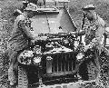 USMC jeep vzllv ttele s szlltsra elksztse. 1943 Mjus 11, USMC