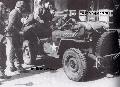 Zskmnyolt Brit Ejternys jeep, Arnheim 1944 Szeptember. / Captured British AB jeep and soldiers.